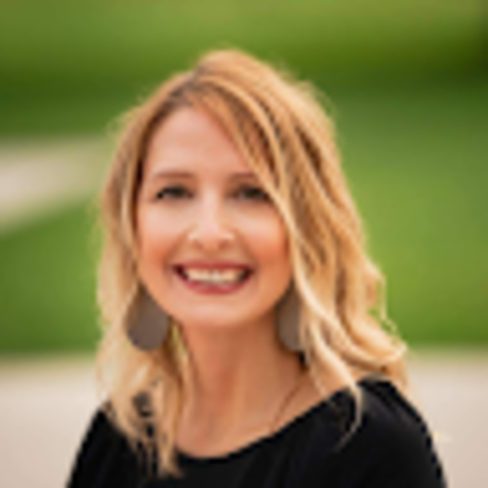 Meet your Posher, Stacy